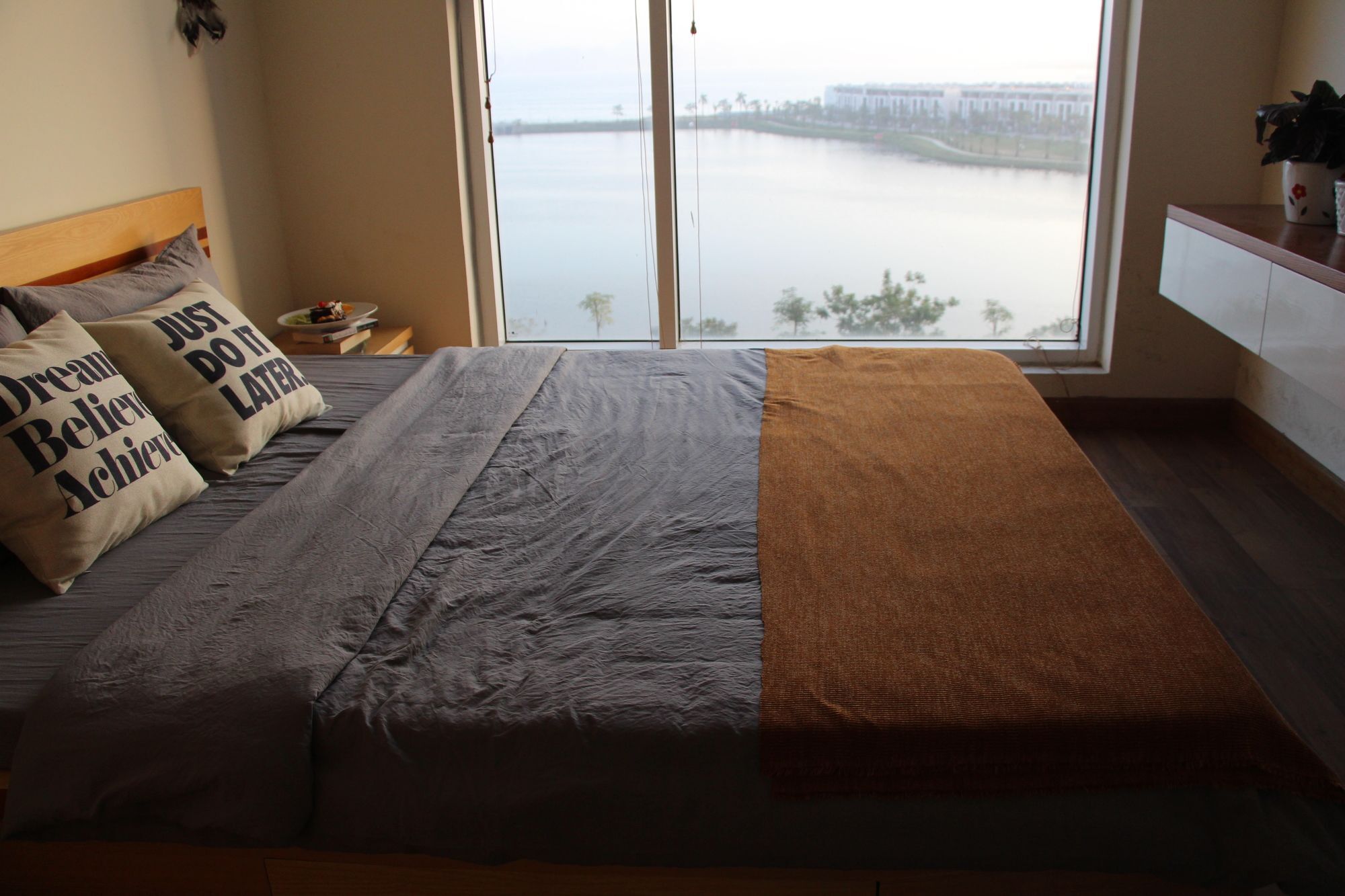 Le Jardin Homestay Ha Long Exterior photo